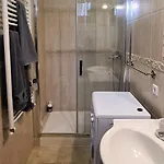 Schei Apartment *
